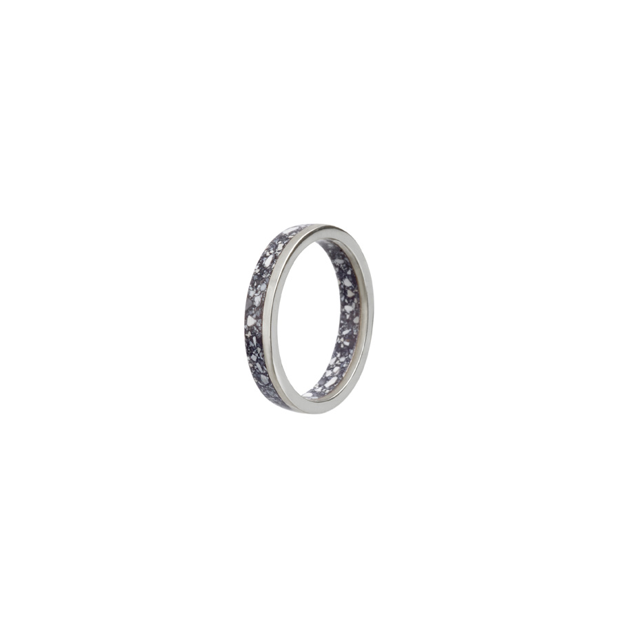 PrimaMateria-ring-stack-silver-carbon
